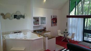Chalet On Gallery Walk - King Bed, Spa, Fireplace, Wifi & Netflix, Linger A While Mount Tamborine Eksteriør billede