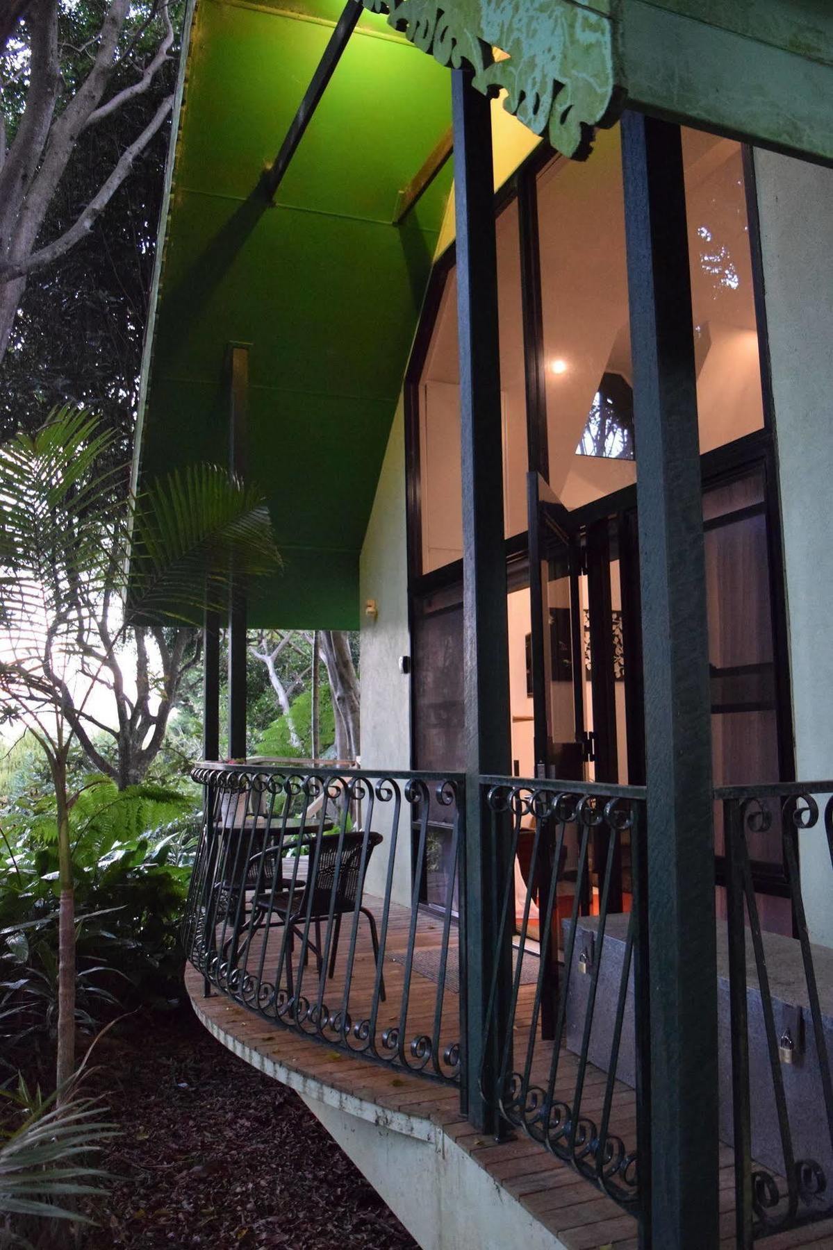 Chalet On Gallery Walk - King Bed, Spa, Fireplace, Wifi & Netflix, Linger A While Mount Tamborine Eksteriør billede